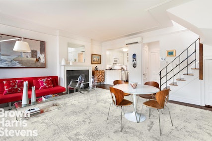 Property for Sale at 38 West 76th Street 5, Upper West Side, NYC - Bedrooms: 2 
Bathrooms: 1.5 
Rooms: 5  - $1,725,000
