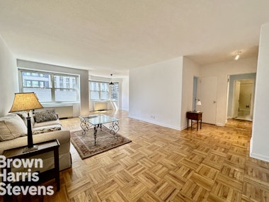 Property for Sale at 205 East 63rd Street 10C, Upper East Side, NYC - Bedrooms: 1 
Bathrooms: 1 
Rooms: 3  - $490,000