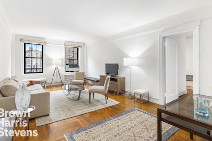 Property for Sale at 325 West 86th Street, Upper West Side, NYC - Bedrooms: 2 
Bathrooms: 2.5 
Rooms: 6  - $1,850,000