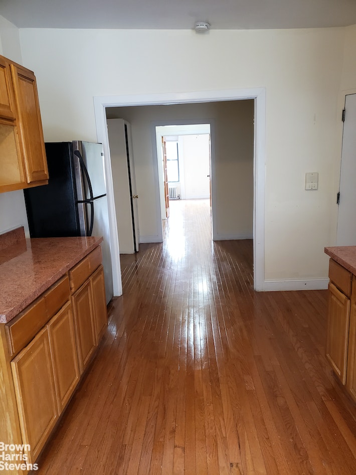 Photo 1 of 1585 Second Avenue 3B, Upper East Side, NYC, $2,800, Web #: 22678097