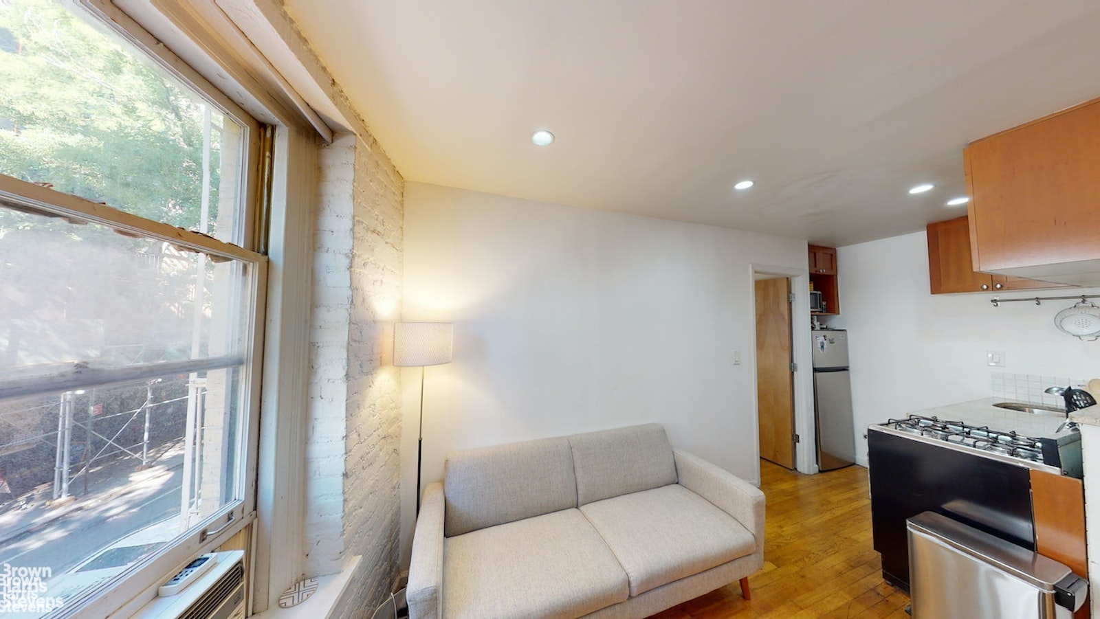 Photo 1 of 114 Christopher Street 8, West Village, NYC, $4,900, Web #: 22699215