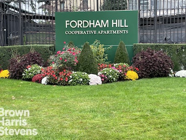 6 Fordham Hill Oval 5D, Kingsbridge, New York - 1 Bedrooms  
1 Bathrooms  
4 Rooms - 