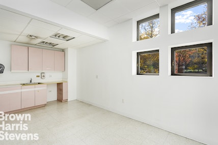 Rental Property at 345 East 37th Street 201, Murray Hill Kips Bay, NYC - Bathrooms: 3 
Rooms: 10  - $12,000 MO.
