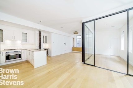 Property for Sale at 159 West 24th Street 5B, Chelsea, NYC - Bedrooms: 2 
Bathrooms: 2 
Rooms: 5  - $1,600,000