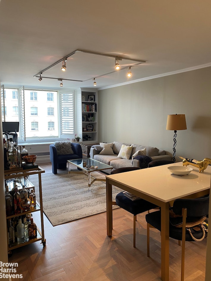 Photo 1 of 2373 Broadway 1401, Upper West Side, NYC, $4,650, Web #: 22787683
