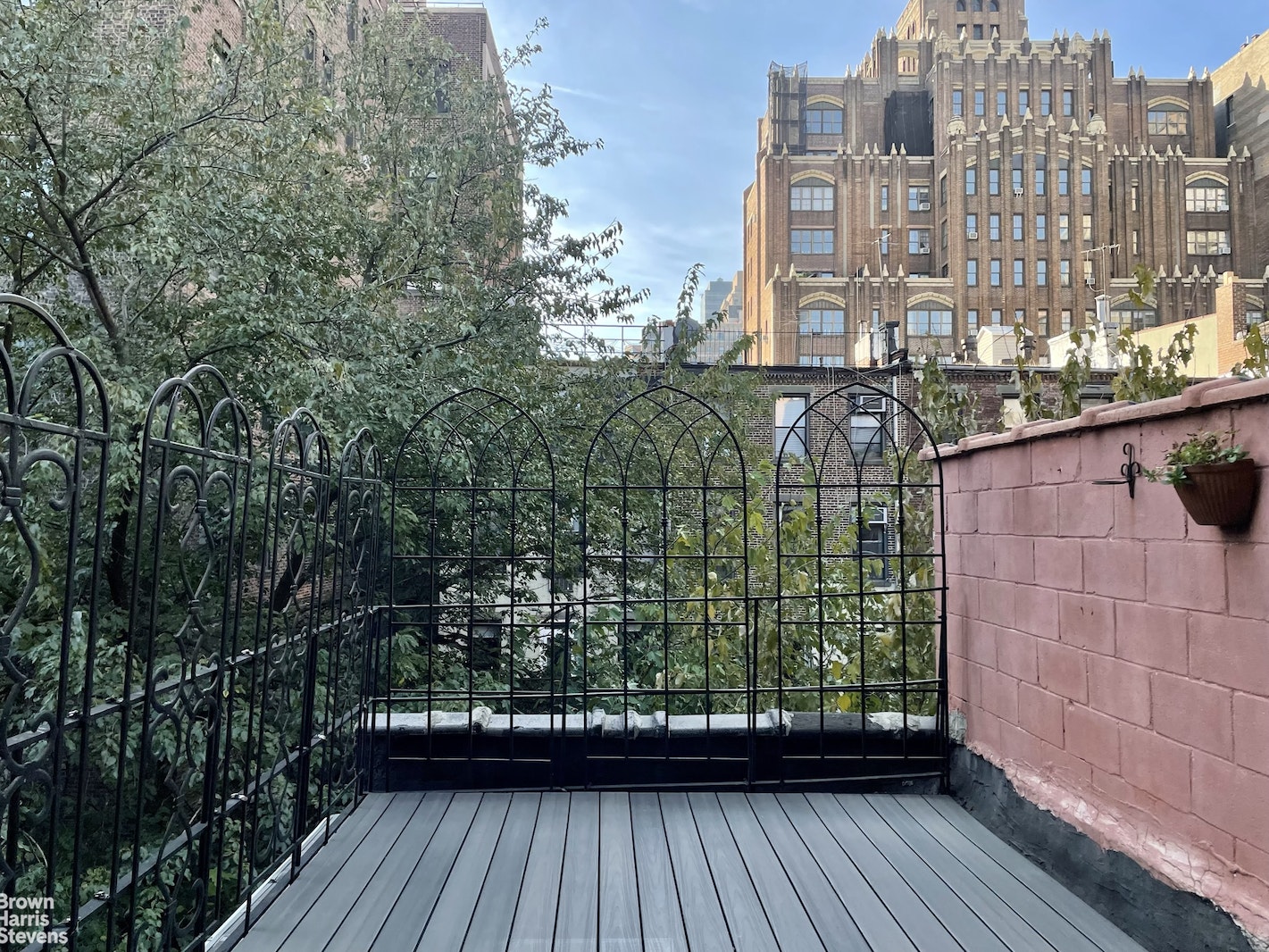 Photo 1 of 150 West 74th Street, Upper West Side, NYC, $3,500, Web #: 22805223