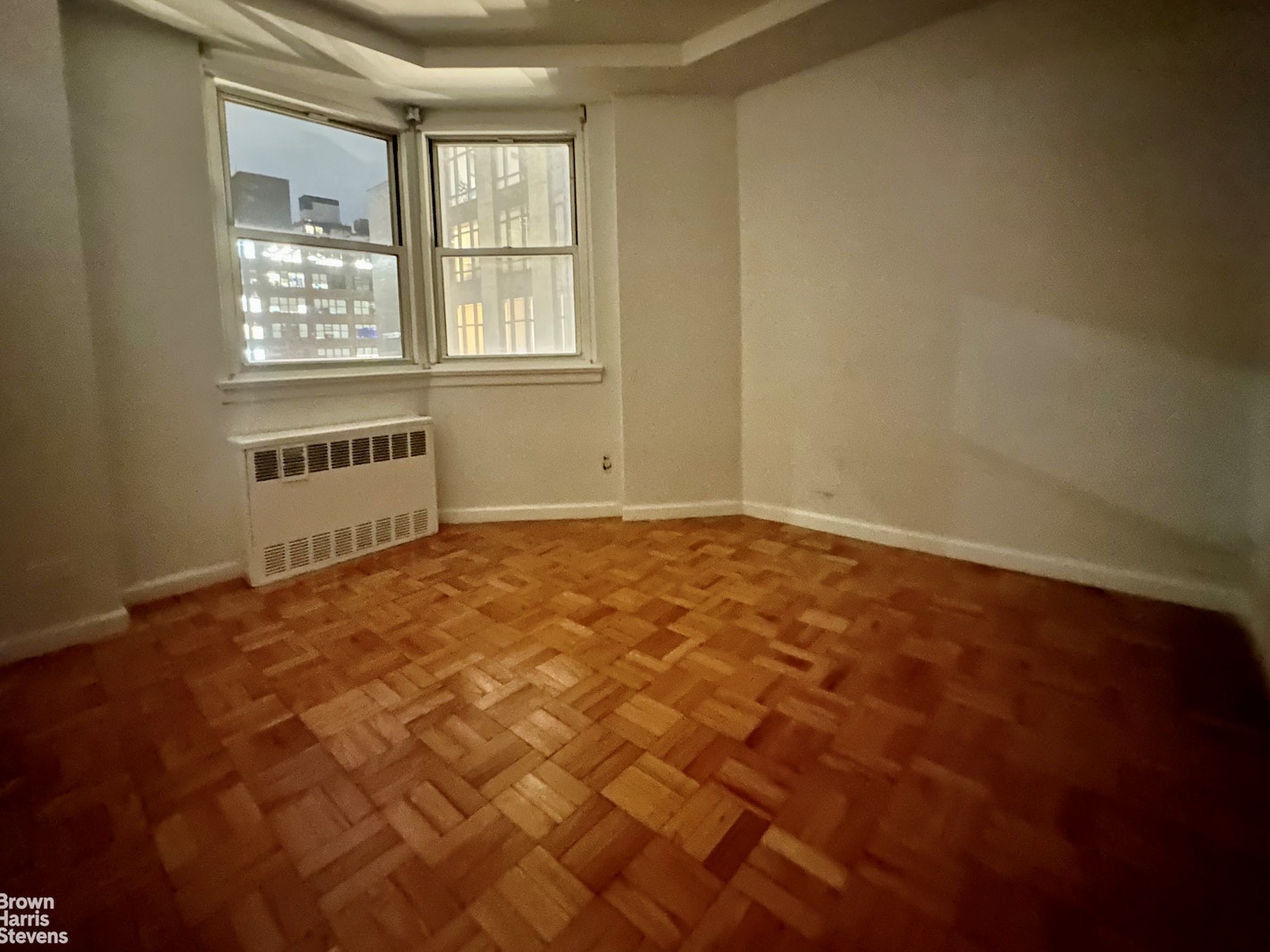 Photo 1 of 201 East 19th Street 4C, Gramercy Park, NYC, $3,695, Web #: 22805318