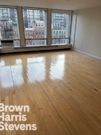 343 East 30th Street 5D, Murray Hill Kips Bay, NYC - 1 Bathrooms  
2.5 Rooms - 
