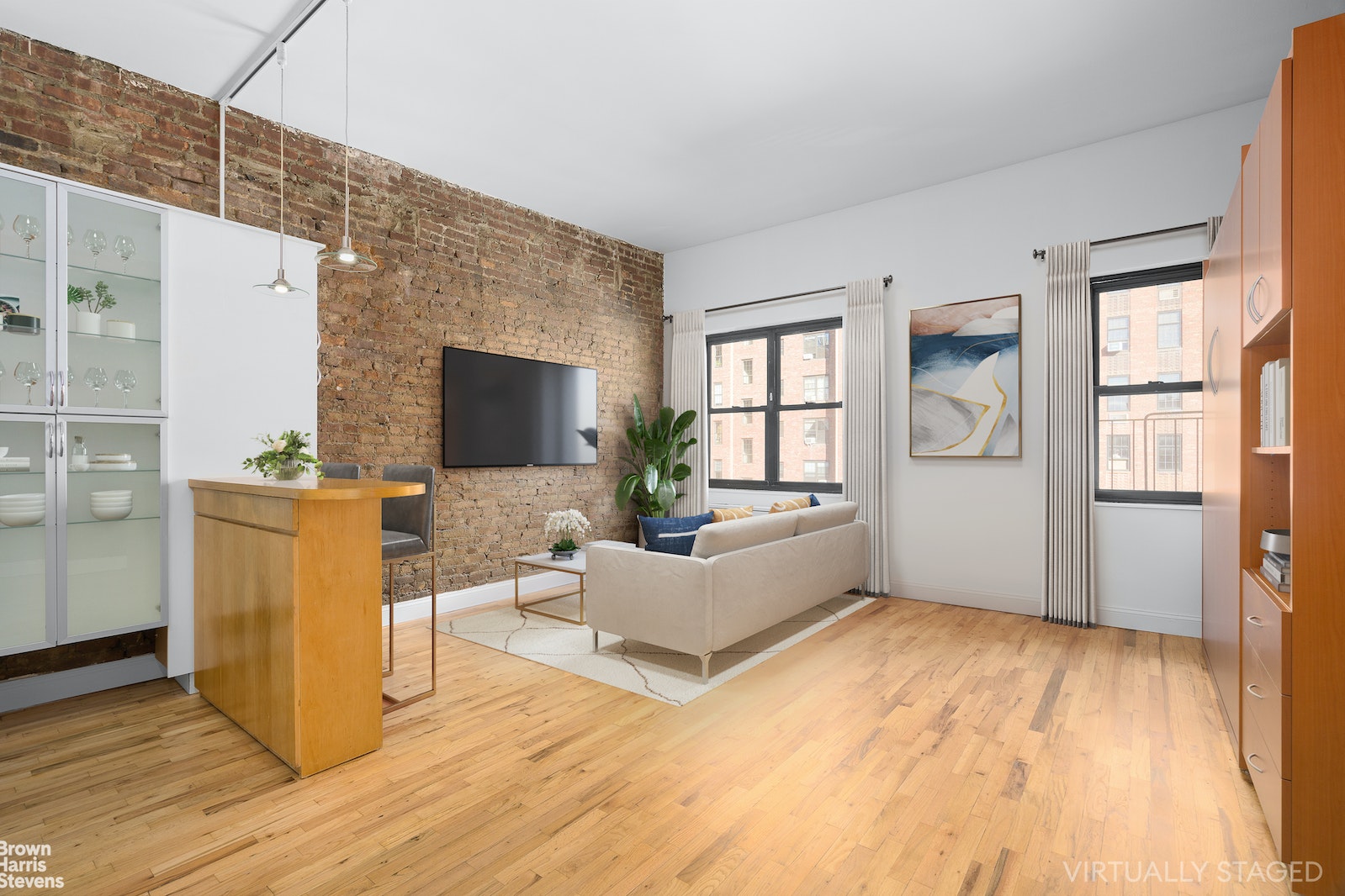 Photo 1 of 410 West 23rd Street 6E, Chelsea, NYC, $425,000, Web #: 22814791