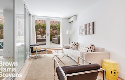 Property for Sale at 1 Irving Place V7k, Union Square, NYC - Bathrooms: 1 
Rooms: 2.5 - $1,195,000