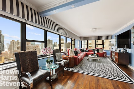 Property for Sale at 160 East 38th Street 18Gh, Midtown East, NYC - Bedrooms: 3 
Bathrooms: 3.5 
Rooms: 6  - $2,300,000