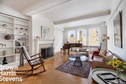 336 Central Park West 11F, Upper West Side, NYC - 3 Bedrooms  
3 Bathrooms  
6 Rooms - 