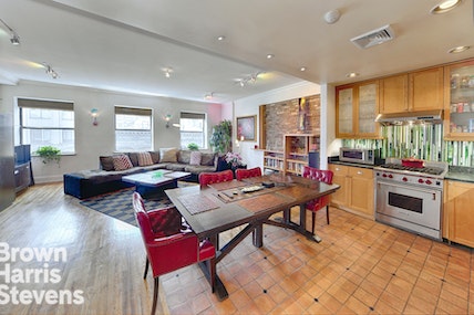 Property for Sale at 100 Reade Street 6A, Tribeca, NYC - Bedrooms: 3 
Bathrooms: 2 
Rooms: 5  - $3,330,000