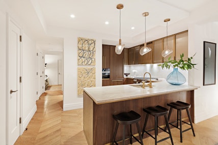 Property for Sale at 393 West End Avenue 2F, Upper West Side, NYC - Bedrooms: 1 
Bathrooms: 1 
Rooms: 3  - $1,435,000