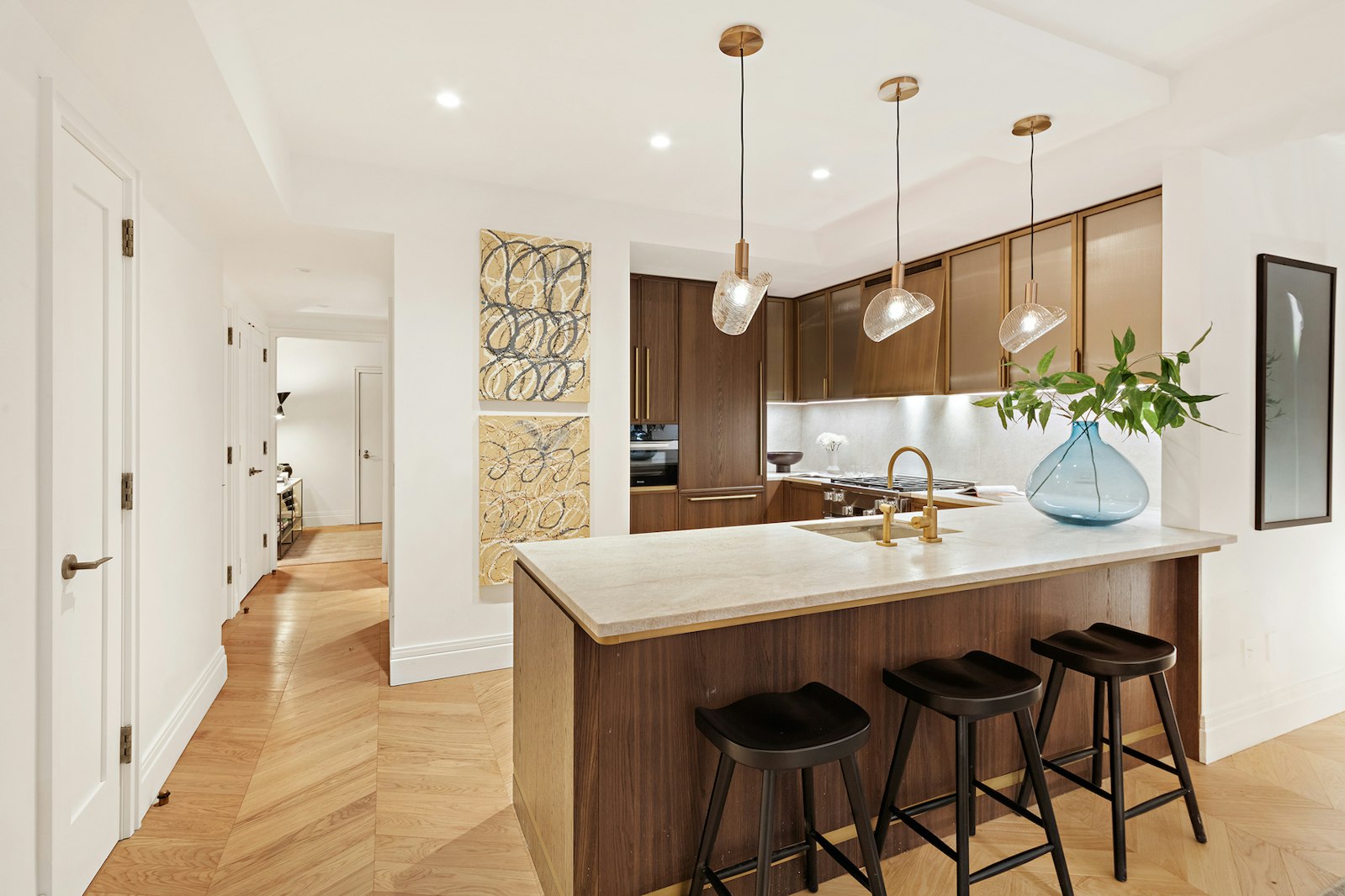 Photo 1 of 393 West End Avenue 2F, Upper West Side, NYC, $1,435,000, Web #: 22895571