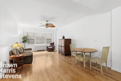 Property for Sale at 440 East 62nd Street 17G, Upper East Side, NYC - Bedrooms: 1 
Bathrooms: 1 
Rooms: 3  - $565,000