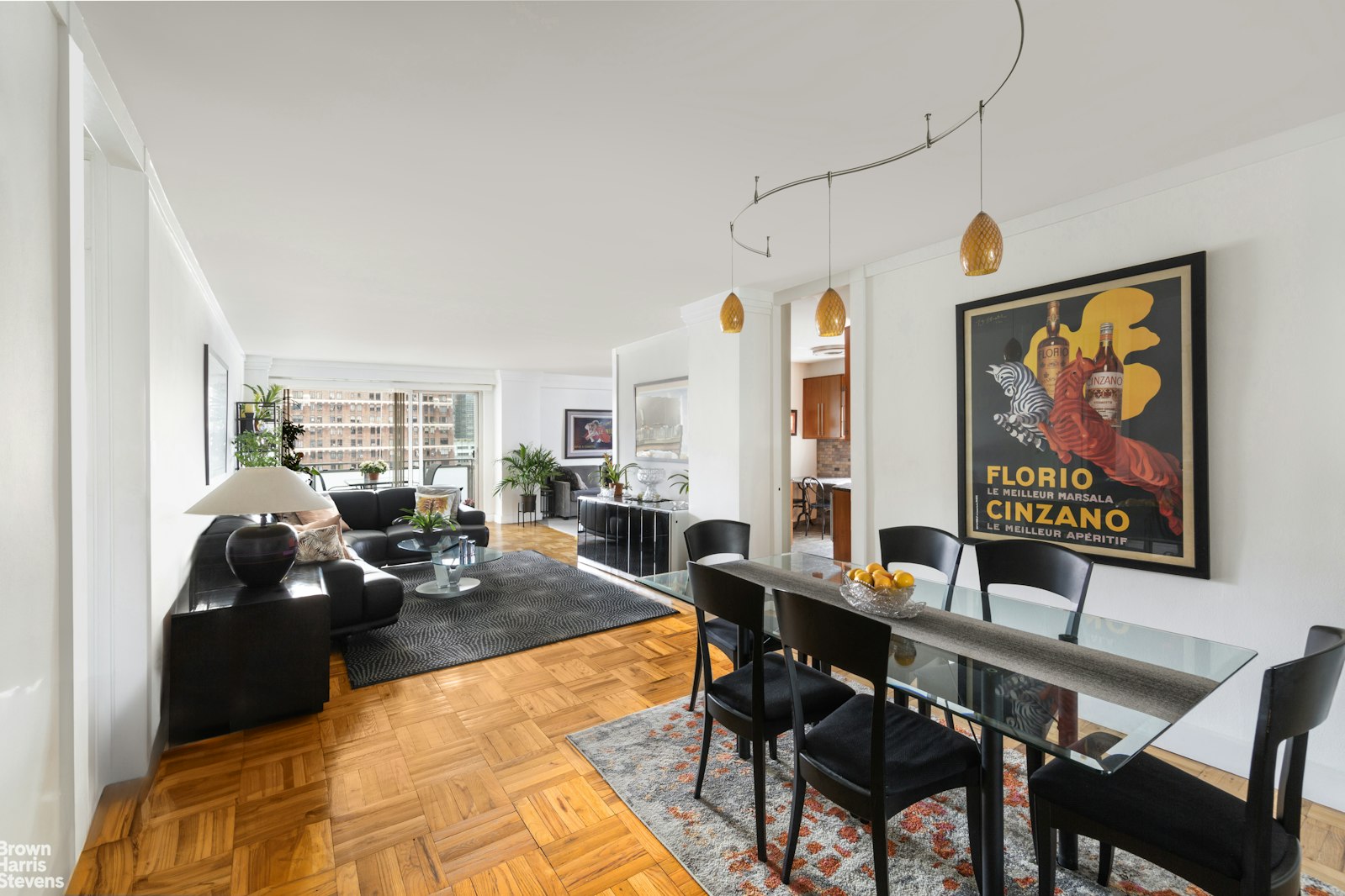 Photo 1 of 300 East 40th Street, Murray Hill, NYC, $1,245,000, Web #: 22911877