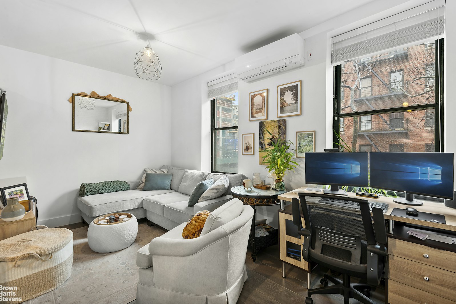 Photo 1 of 203 West 22nd Street 3, Chelsea, NYC, $4,750, Web #: 22913457