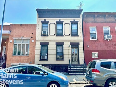 Property for Sale at 13 Denton Place, Gowanus, Brooklyn, NY - Bedrooms: 4 
Bathrooms: 3 
Rooms: 9  - $1,790,000