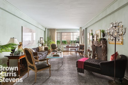 715 Park Avenue 2E, Upper East Side, NYC - 1 Bedrooms  
1 Bathrooms  
3 Rooms - 