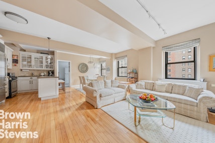 Property for Sale at 2166 Broadway 4A, Upper West Side, NYC - Bedrooms: 2 
Bathrooms: 2 
Rooms: 4.5 - $1,195,000