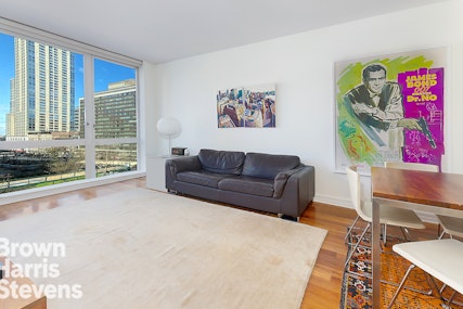 Rental Property at 200 West End Avenue 4D, Upper West Side, NYC - Bedrooms: 1 
Bathrooms: 1 
Rooms: 5  - $5,800 MO.