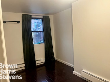 351 7th Street 1, Park Slope, Brooklyn, NY - 1 Bedrooms  
1 Bathrooms  
3 Rooms - 