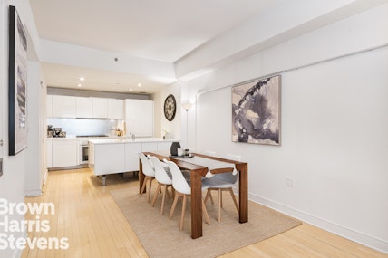 Property for Sale at 5 East 44th Street 5A, Midtown East, NYC - Bedrooms: 1 
Bathrooms: 1.5 
Rooms: 3  - $1,038,800