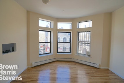1192 Dean Street 2A, Crown Heights, Brooklyn, NY - 2 Bedrooms  
1 Bathrooms  
5 Rooms - 