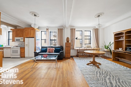 Property for Sale at 532 West 111th Street 74, Upper West Side, NYC - Bedrooms: 1 
Bathrooms: 1 
Rooms: 4  - $749,000