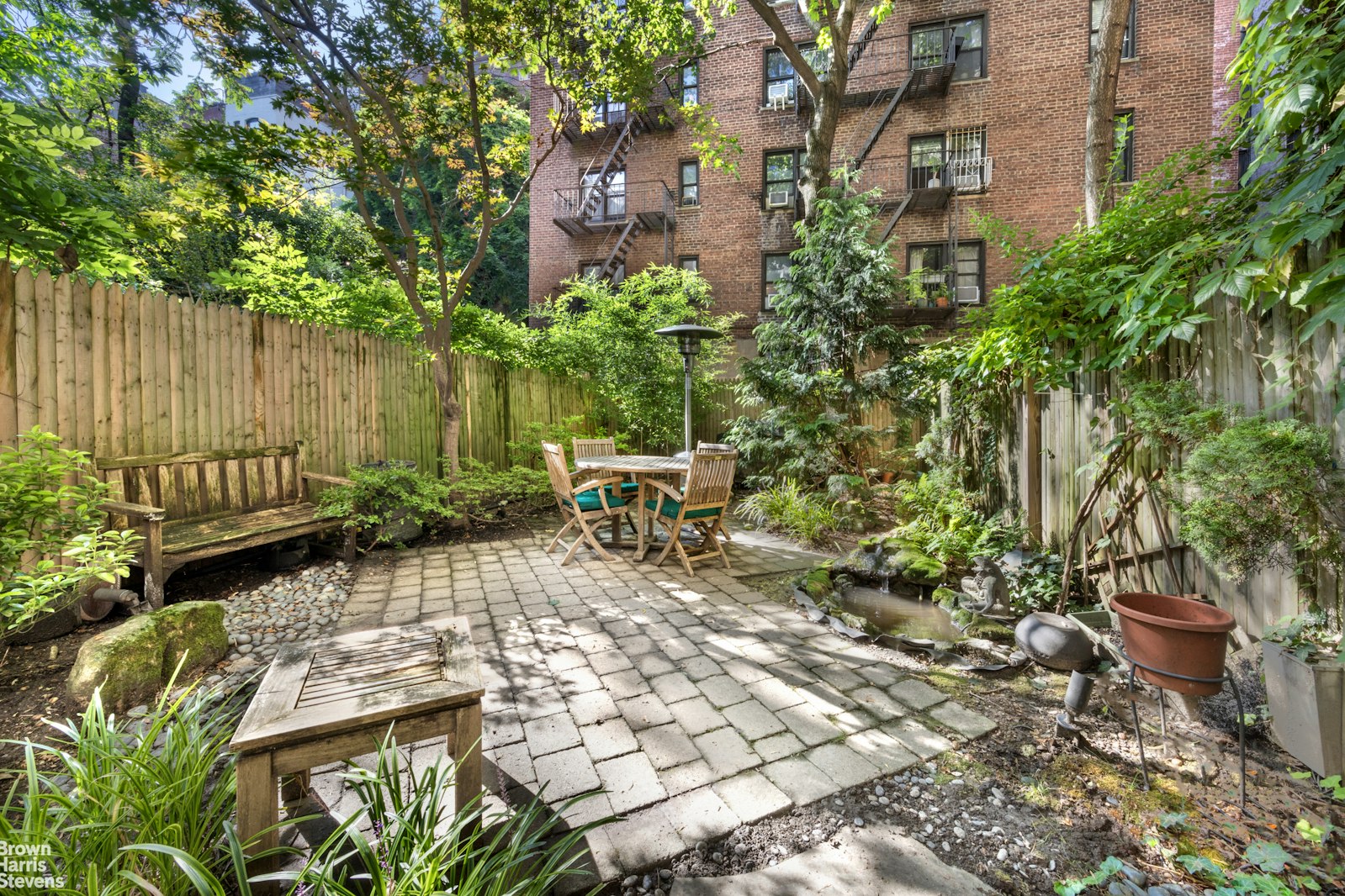 Photo 1 of 142 West 82nd Street 2, Upper West Side, NYC, $1,049,000, Web #: 22942559