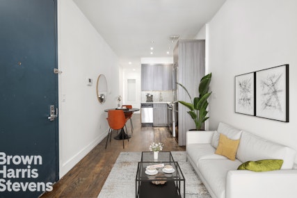 Rental Property at 580 Fairview Avenue 1R, Bushwick, Brooklyn, NY - Bedrooms: 3 
Bathrooms: 1 
Rooms: 9  - $4,031 MO.