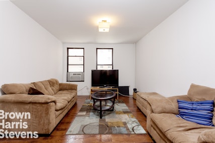 Rental Property at 235 Lexington Avenue 8, Midtown East, NYC - Bedrooms: 2 
Bathrooms: 1 
Rooms: 4  - $4,450 MO.