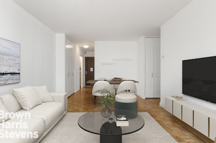 Rental Property at 30 West 63rd Street 4A, Upper West Side, NYC - Bedrooms: 1 
Bathrooms: 1 
Rooms: 3  - $4,400 MO.