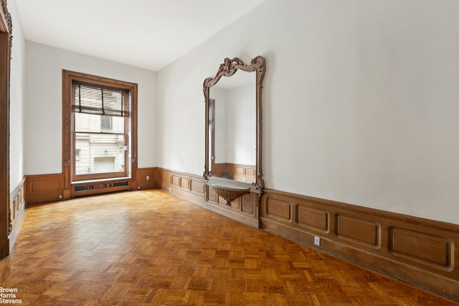 Photo 1 of 16 East 63rd Street 2, Upper East Side, NYC, $1,199,000, Web #: 22962076