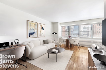 430 West 34th Street Le, Midtown West, NYC - 1 Bathrooms  
2.5 Rooms - 