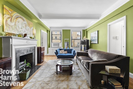 Property for Sale at 242 East 19th Street 15C, Gramercy Park, NYC - Bedrooms: 1 
Bathrooms: 1 
Rooms: 3.5 - $1,150,000