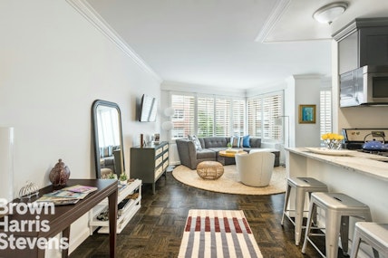 60 Sutton Place South 4L/N, Midtown East, NYC - 1 Bathrooms  
2.5 Rooms - 