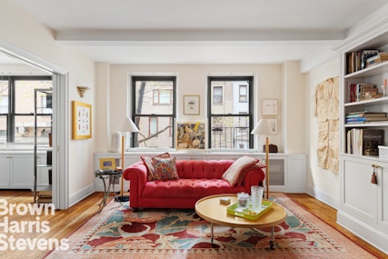 Property for Sale at 210 East 73rd Street 4Gh, Upper East Side, NYC - Bedrooms: 2 
Bathrooms: 2 
Rooms: 4.5 - $1,499,000