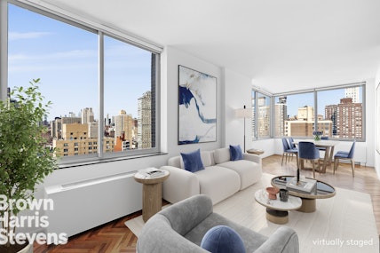 360 East 88th Street 25A, Upper East Side, NYC - 2 Bedrooms  
2 Bathrooms  
4.5 Rooms - 