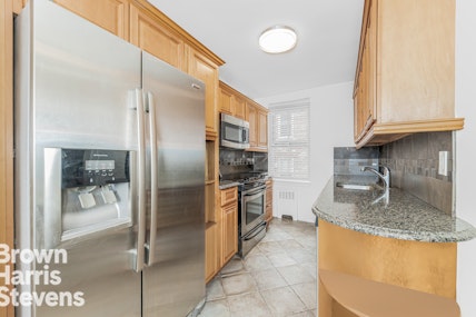 Property for Sale at 153 Bennett Avenue 5F, Upper Manhattan, NYC - Bedrooms: 2 
Bathrooms: 1 
Rooms: 4  - $559,000