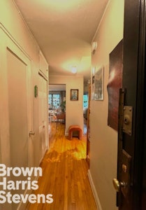 34 -20 78th Street 1J, Jackson Heights, Queens, NY - 1 Bedrooms  
1 Bathrooms  
3 Rooms - 