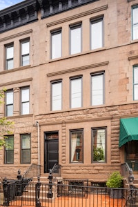 Property for Sale at 1215 Park Avenue, Hoboken, New Jersey - Bedrooms: 4 
Bathrooms: 3 
Rooms: 7  - $2,495,000