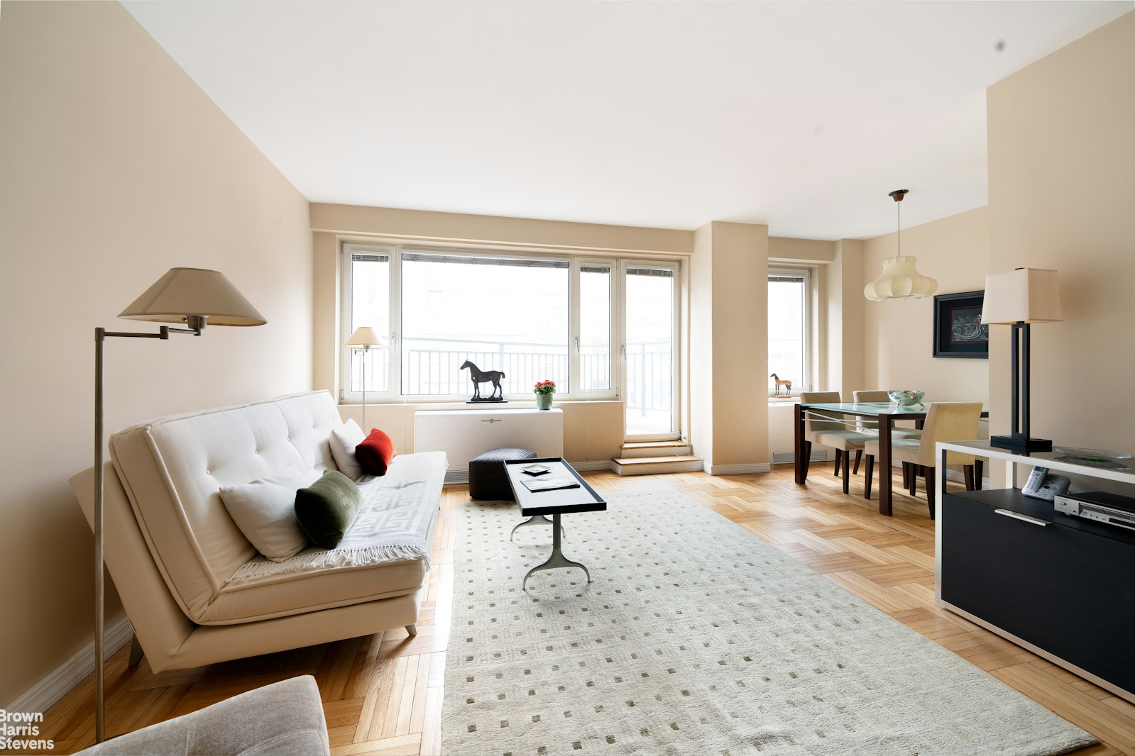 Photo 1 of 60 Sutton Place South 11Ln, Midtown East, NYC, $468,000, Web #: 22993830