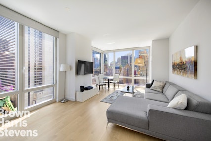 Rental Property at 247 West 46th Street 2204, Midtown West, NYC - Bedrooms: 1 
Bathrooms: 1.5 
Rooms: 3.5 - $5,500 MO.