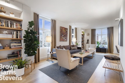 Property for Sale at 188 East 70th Street 17Cd, Upper East Side, NYC - Bedrooms: 3 
Bathrooms: 2.5 
Rooms: 5  - $4,250,000