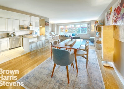 392 Central Park West 19B, Upper West Side, NYC - 1 Bedrooms  
1 Bathrooms  
3.5 Rooms - 