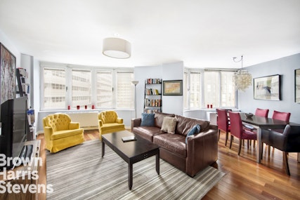 Rental Property at 275 Greenwich Street 7Cs, Tribeca, NYC - Bedrooms: 1 
Bathrooms: 1.5 
Rooms: 3  - $6,450 MO.