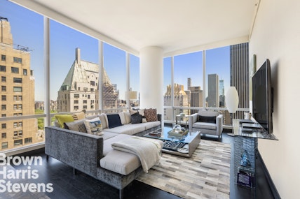 157 West 57th Street 38A, Midtown West, NYC - 1 Bedrooms  
1.5 Bathrooms  
3 Rooms - 
