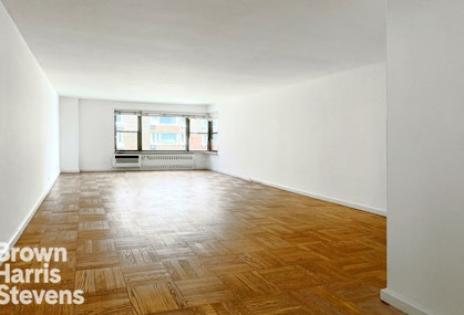 55 East End Avenue 9E, Upper East Side, NYC - 1 Bedrooms  
1 Bathrooms  
3 Rooms - 